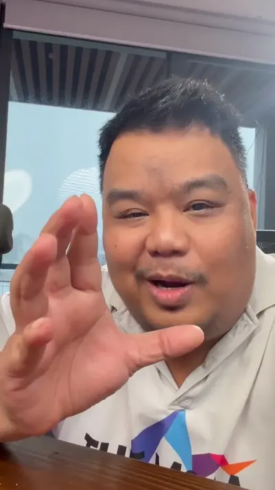 Video giới thiệu widget màn khoá iPhone của app KHA AI 2027