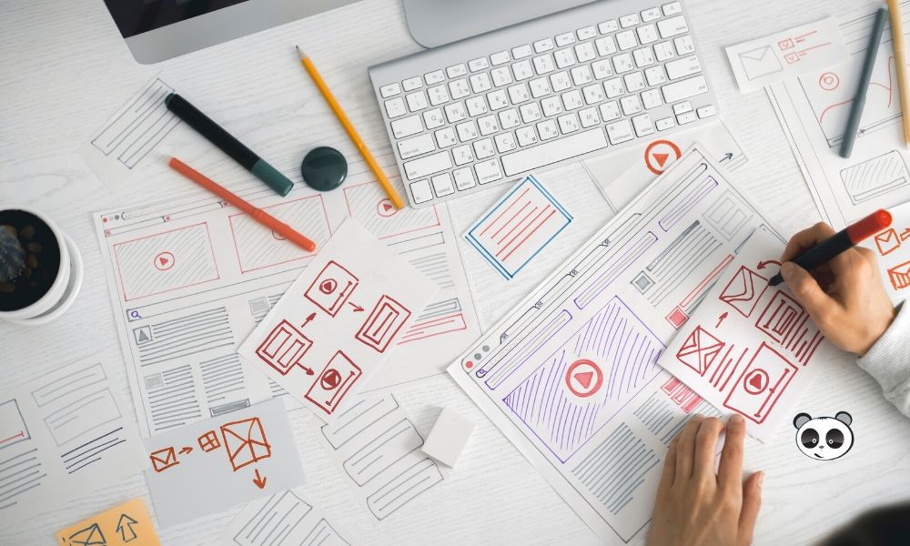 Building - sketching the layout of the website