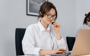 Xây dựng kịch bản gọi điện thoại cho khách hàng chi tiết, hiệu quả
