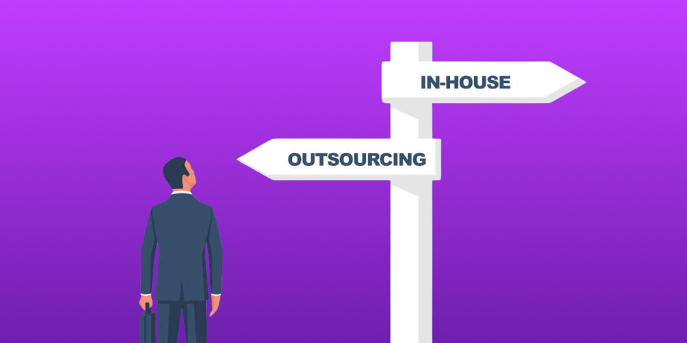 Chọn marketing outsource hay inhouse?