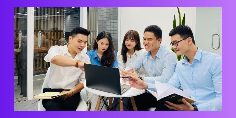 Đội ngũ MONA phân tích chiến lược tối ưu cho doanh nghiệp