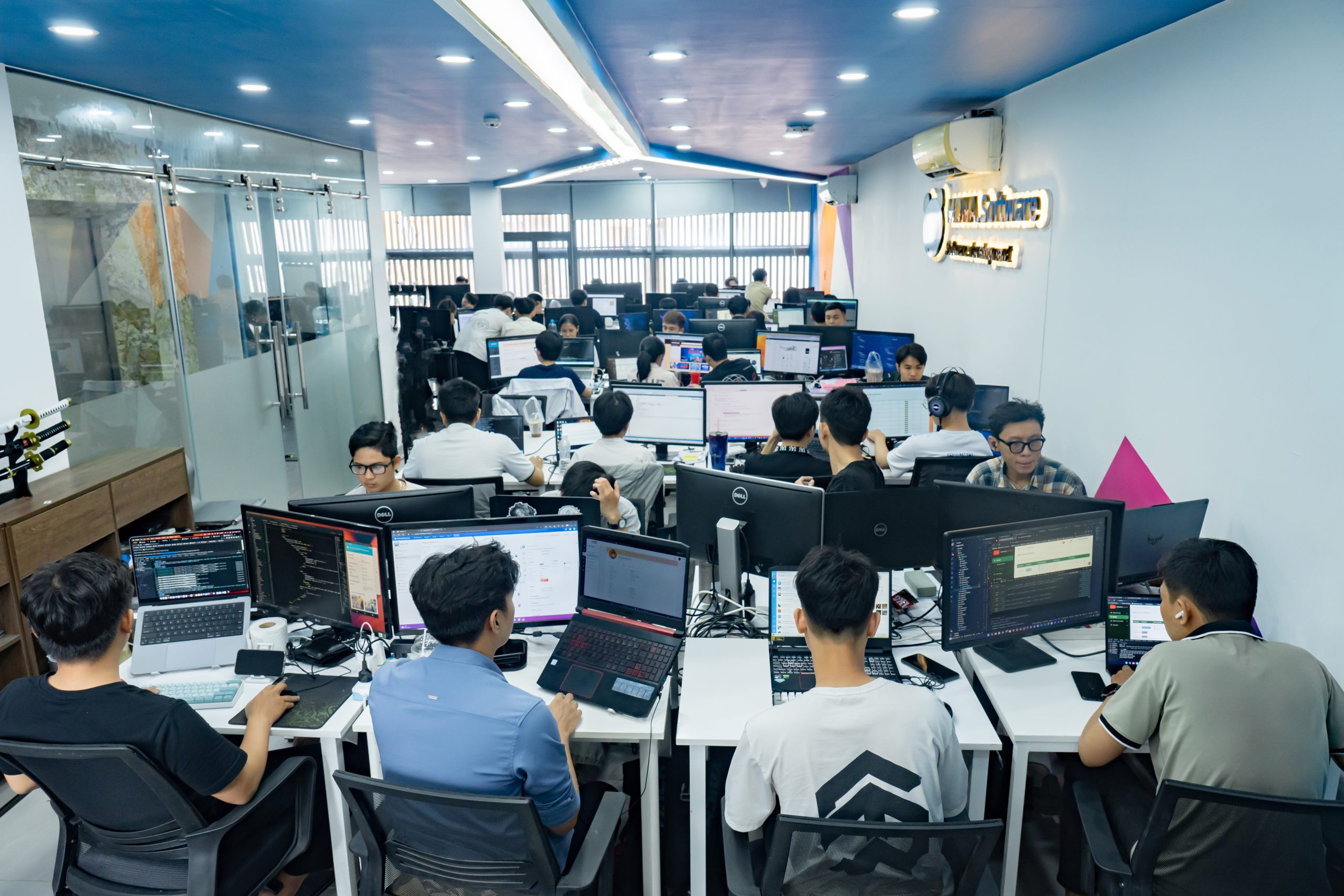 Lợi ích khi hợp tác với công ty phần mềm Việt Nam là gì?