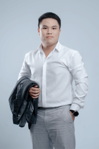 Tạo dáng chụp ảnh doanh nhân nam