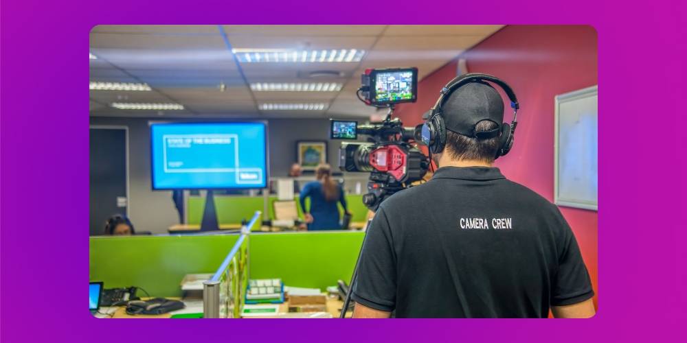 Chuẩn bị trang thiết bị đầy đủ cho quá trình quay video quảng cáo 30s