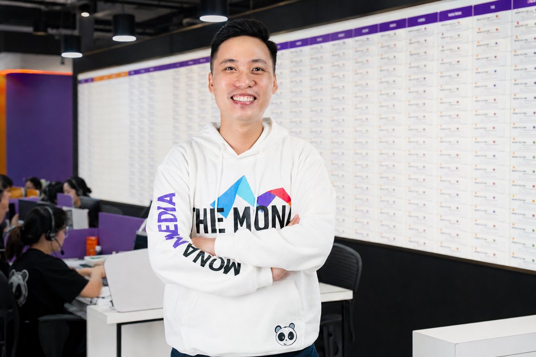 Giám đốc kinh doanh Francis Tuấn — giám đốc kinh doanh customer care