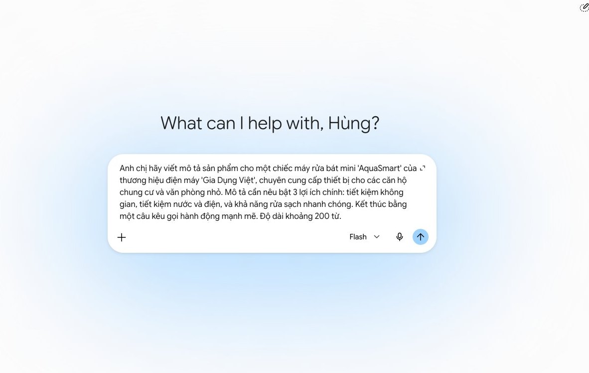 Màn hình Gemini tạo bản nháp mô tả sản phẩm máy rửa bát mini 'AquaSmart' cho 'Gia Dụng Việt', minh họa công thức prompt 3 bước cho nội dung bán hàng.