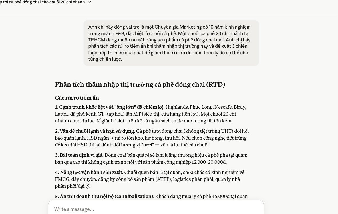 Claude đóng vai chuyên gia marketing, phân tích chiến lược kinh doanh cho chuỗi cà phê.