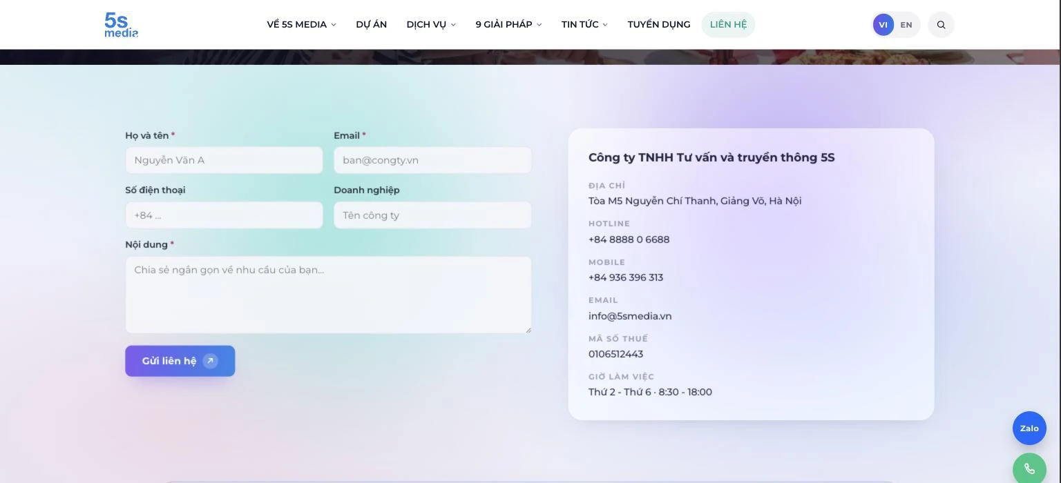 Form liên hệ 5S Media đặt cạnh thẻ thông tin công ty và giờ làm việc