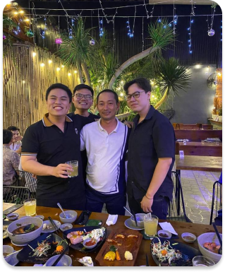 Võ Khắc Nhân cùng đội ngũ The MONA