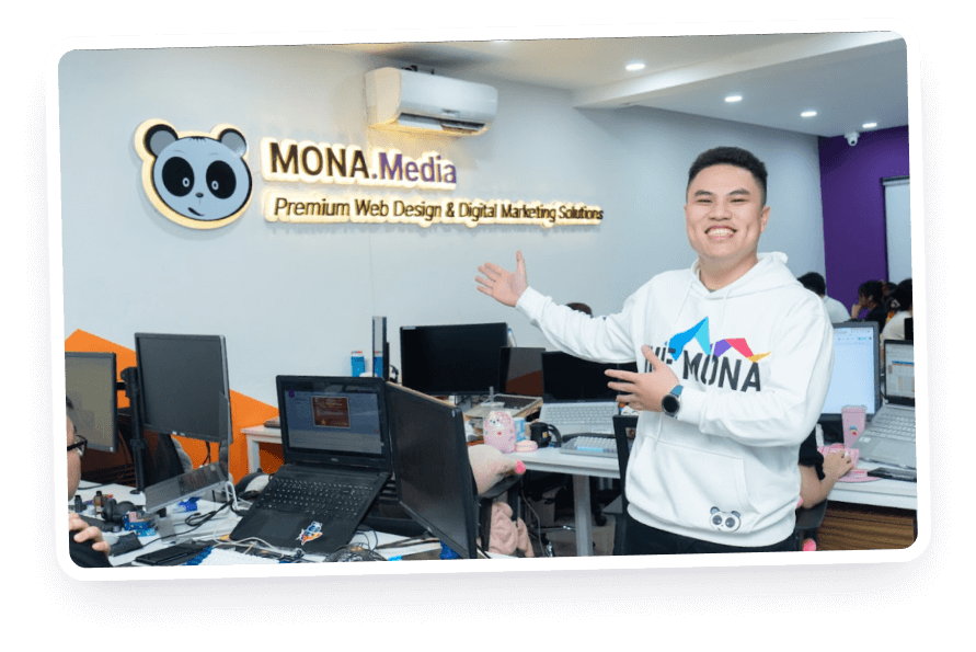 Võ Khắc Nhân cùng đội ngũ The MONA