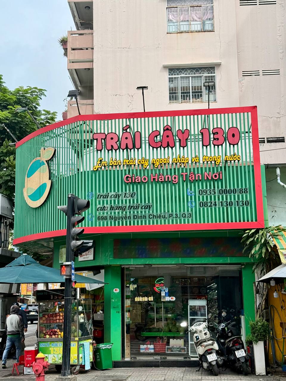 Sáng nay ghé cửa hàng Trái Cây 130, ngồi nghe…