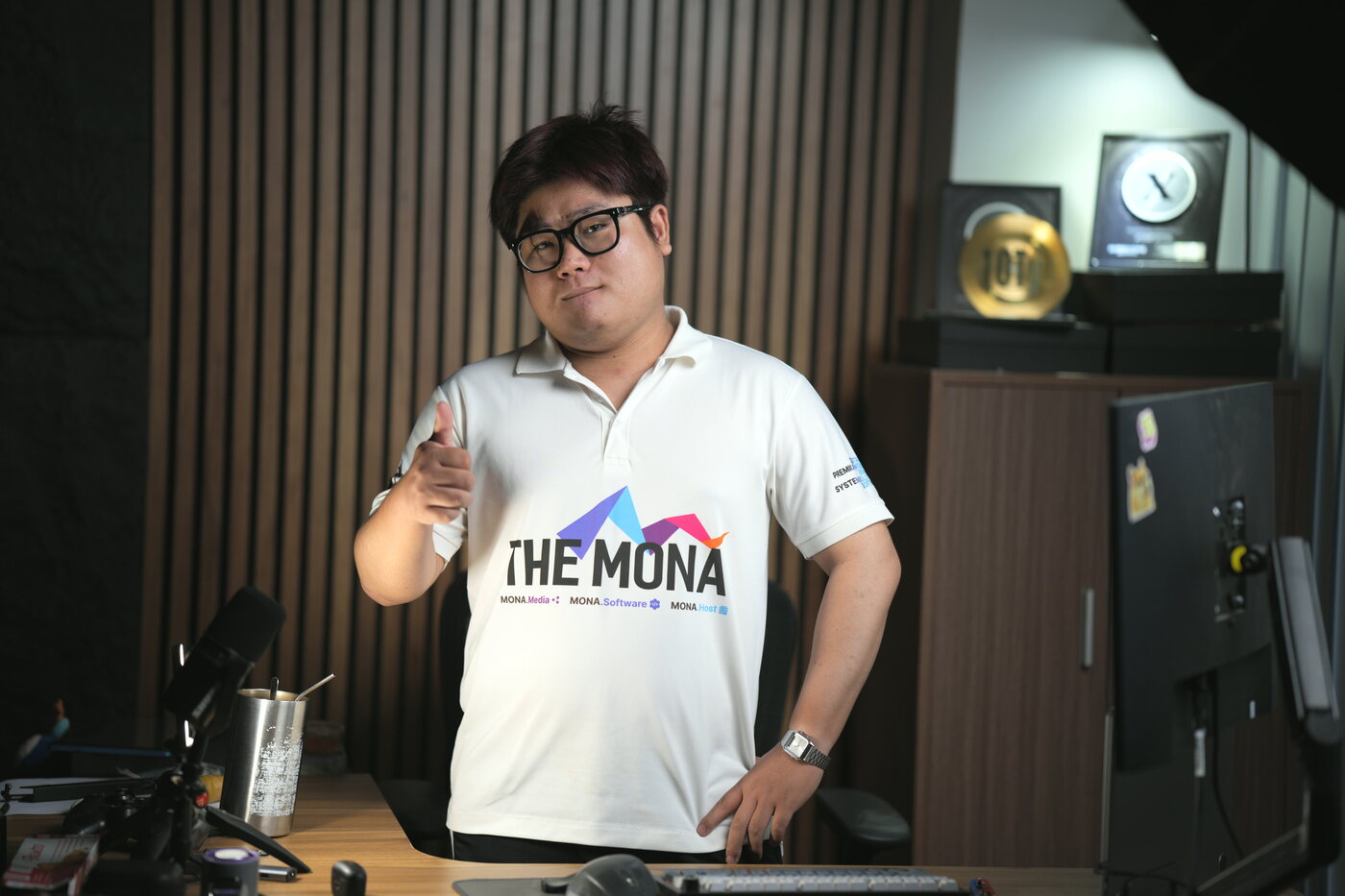 Triết Phan, Growth Manager MONA, host chương trình The Last AI Secret