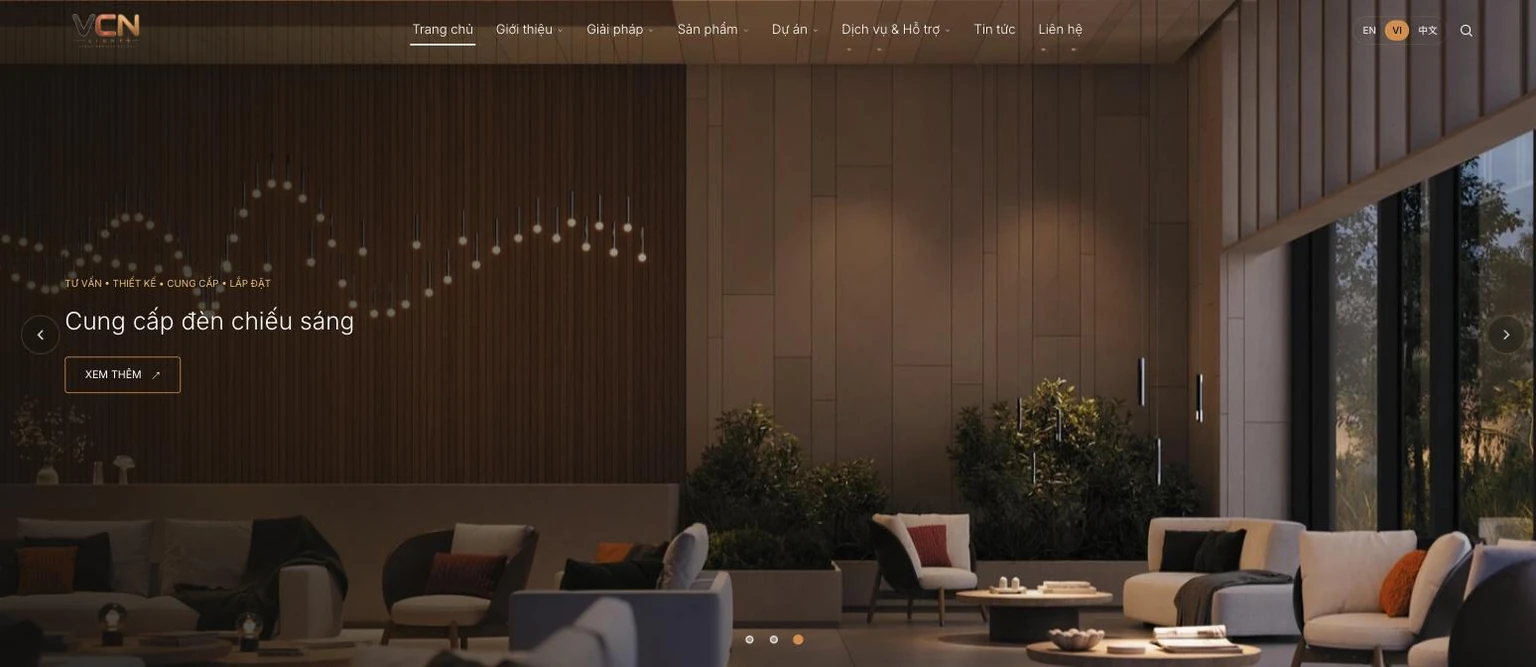Màn hero website VCN Lighting với phòng khách lắp hệ đèn thả và dòng cung cấp đèn chiếu sáng