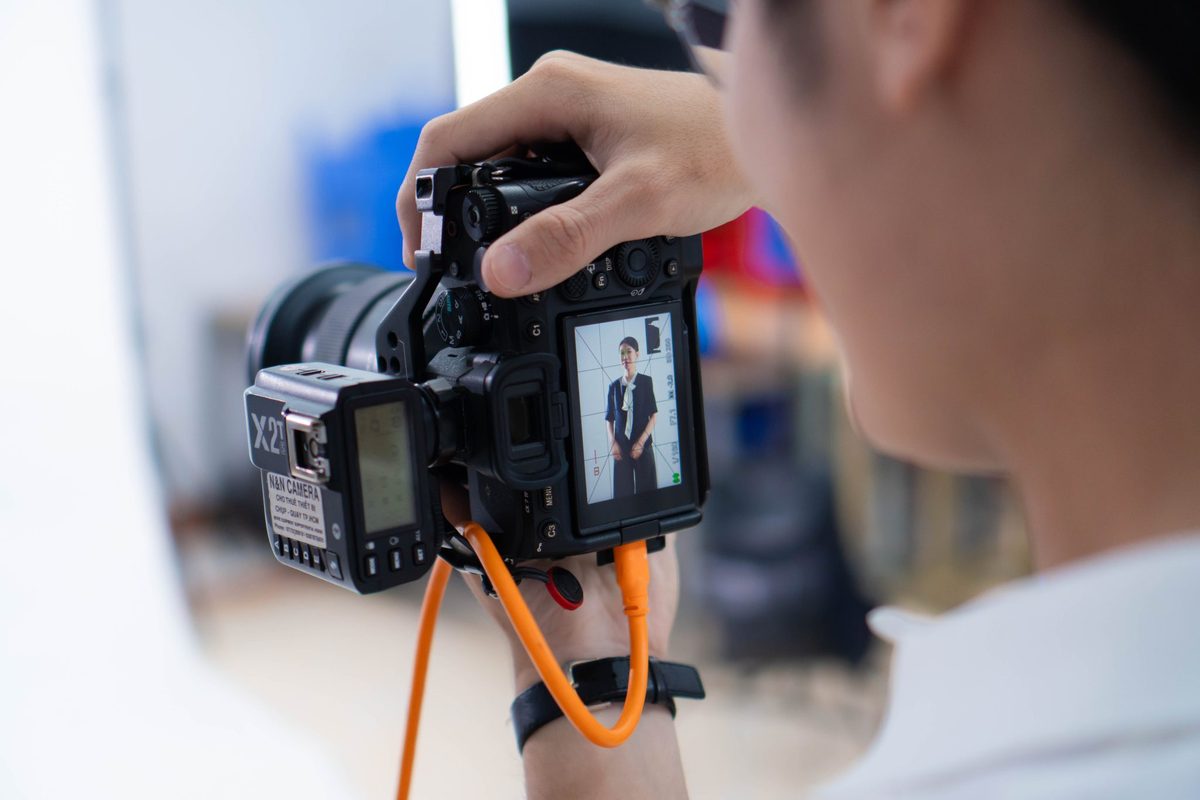 Buổi chụp hồ sơ năng lực doanh nghiệp tại studio MONA