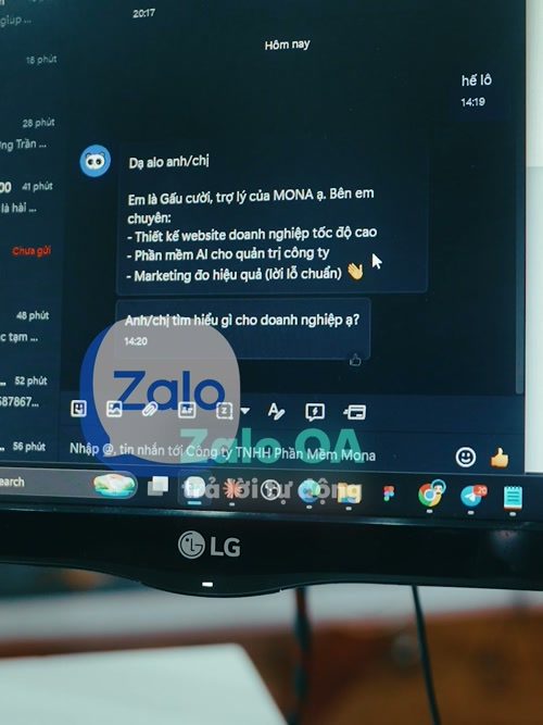 Zalo OA Công ty TNHH Phần Mềm Mona — Gấu Cười đang trả lời khách